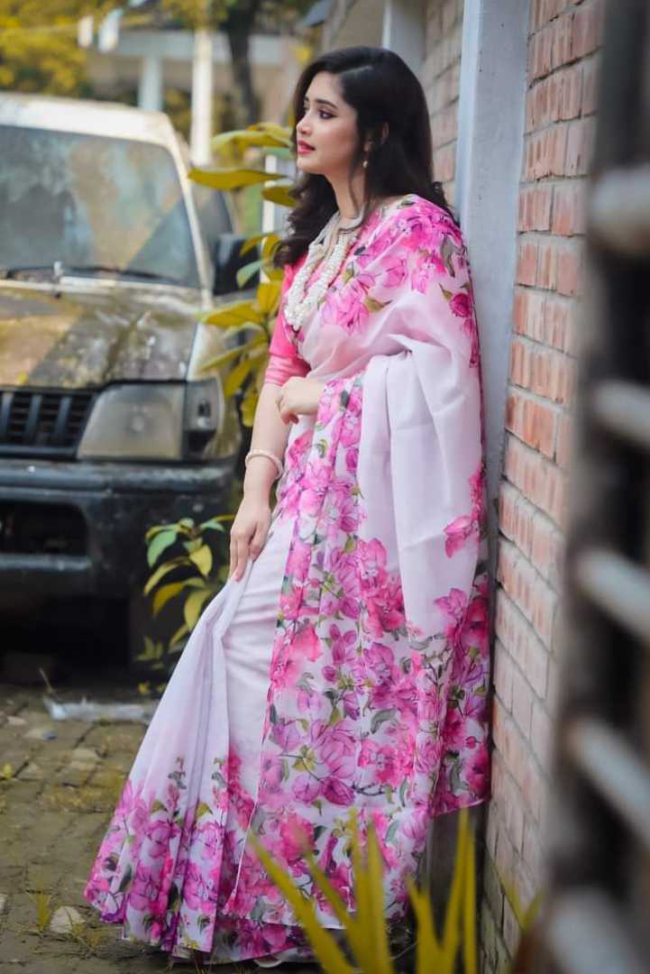 CHANDURI,SILK,FOR,WOMEN,WITHOUT,BLOUSE