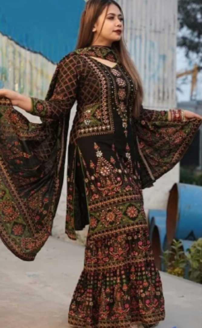 Stylish,Sarara,Three,Piece
